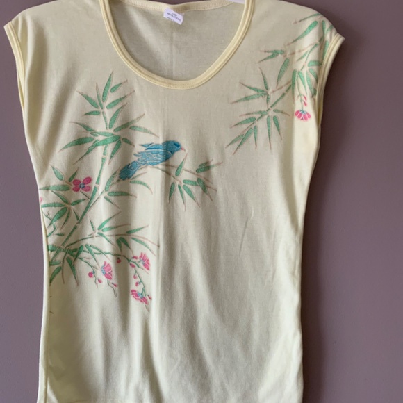 Ladies yellow sleeveless top - Picture 3 of 3